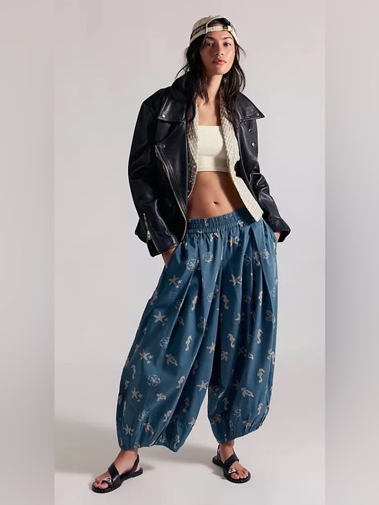 Free People Pants - Relaxed Seaside Print Harem Pants - Blue